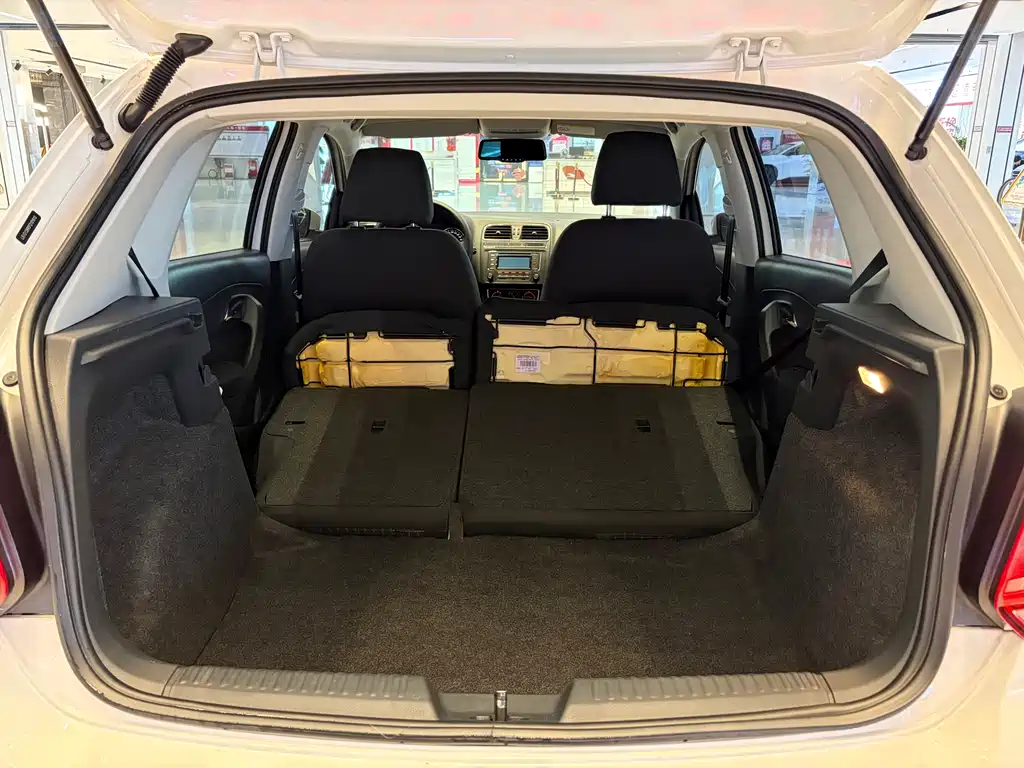 Volkswagen Polo 2015