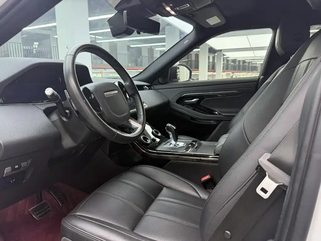 Land Rover Evoque 2021 — фото 9