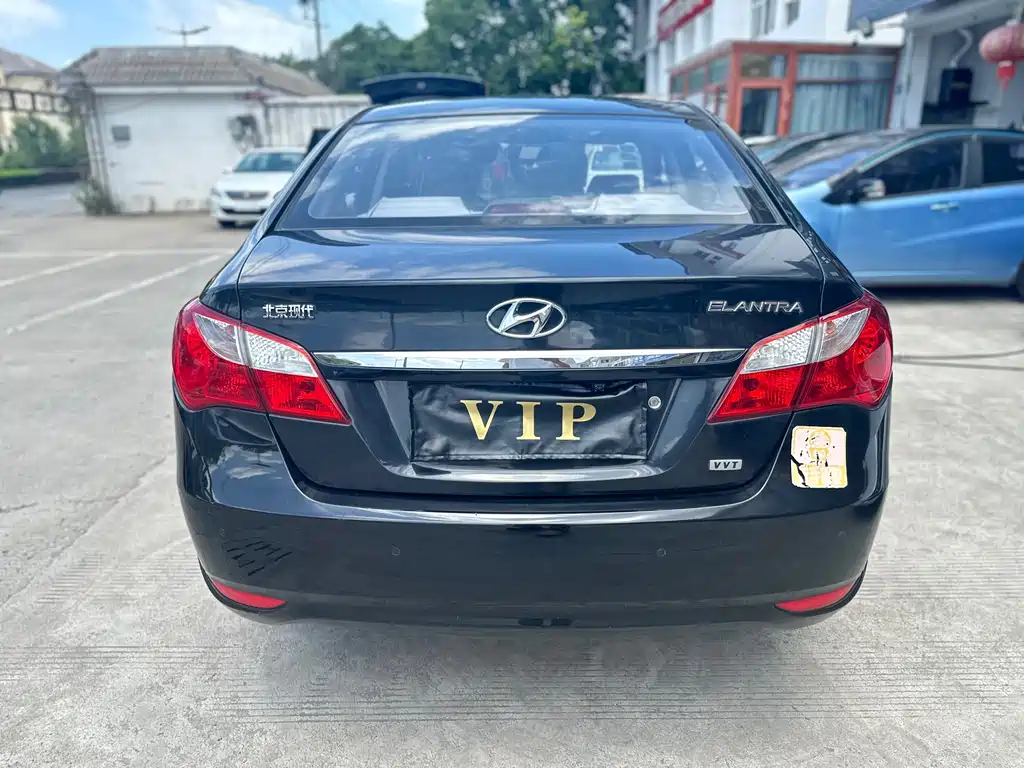Hyundai Elantra 2015
