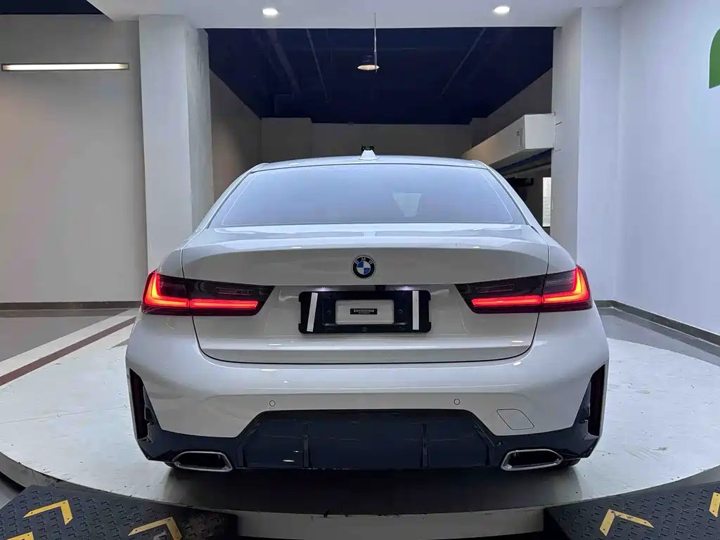 BMW 3 Series 2023