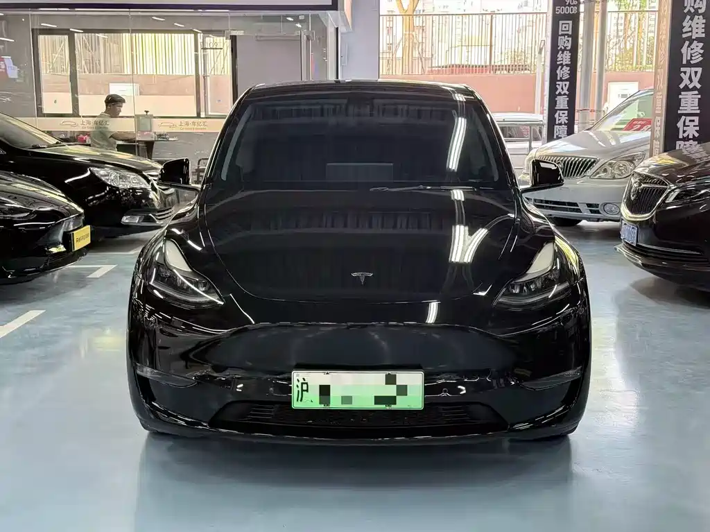 Tesla Model Y 2022 — фото 2