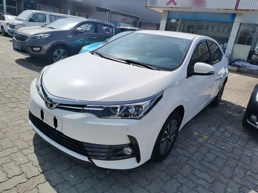 Toyota Corolla 2019 — фото 2