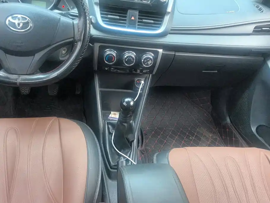 Toyota Vios 2017 — фото 16