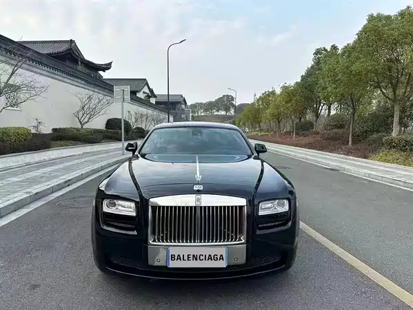 Rolls-Royce Ghost 2012