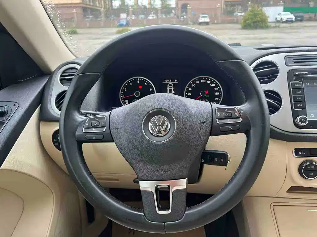 Volkswagen Tiguan 2016 — фото 15