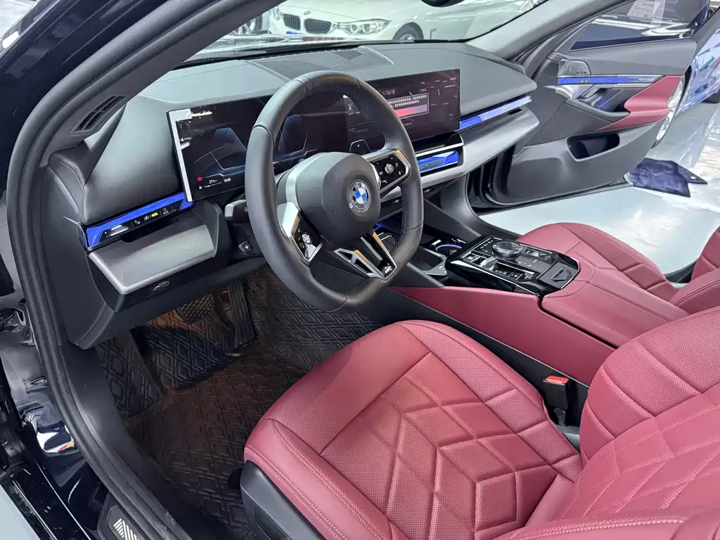 BMW 5 Series 2025