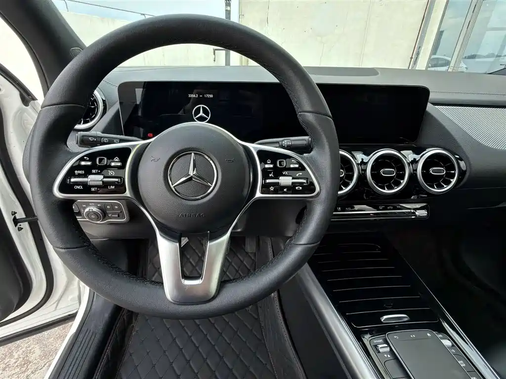 Mercedes-Benz GLA 2022 — фото 2