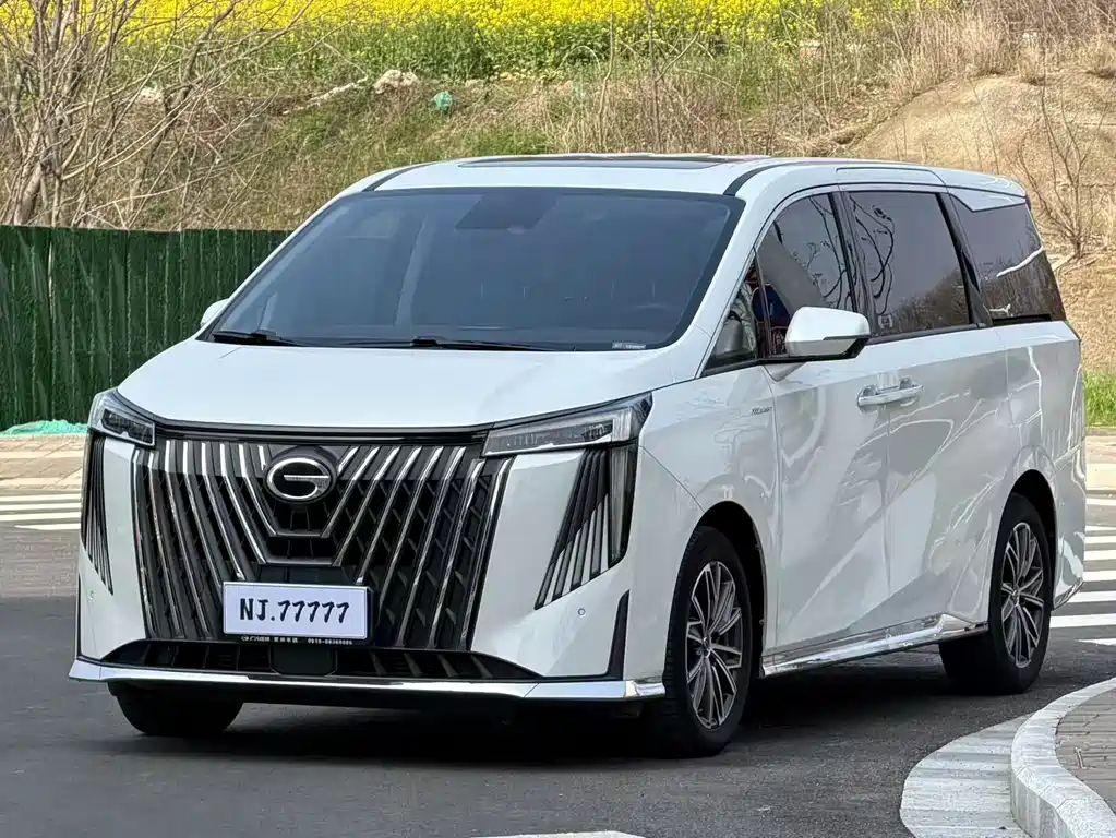 GAC Motor Trumpchi M8 2024 — фото 1