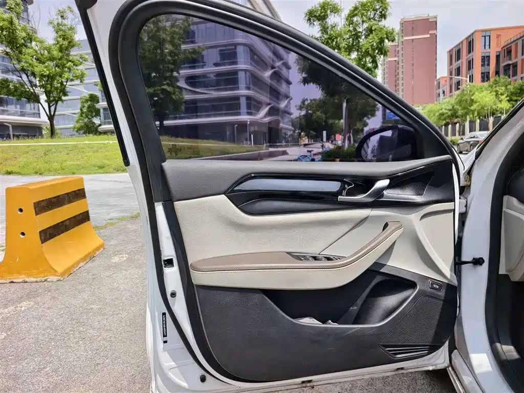 BYD Qin PLUS 2024 — фото 19