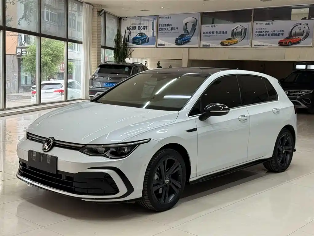 Volkswagen Golf 2022