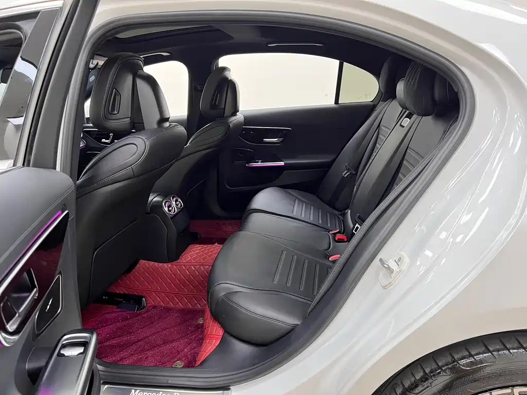 Mercedes-Benz C-Class 2022 — фото 17