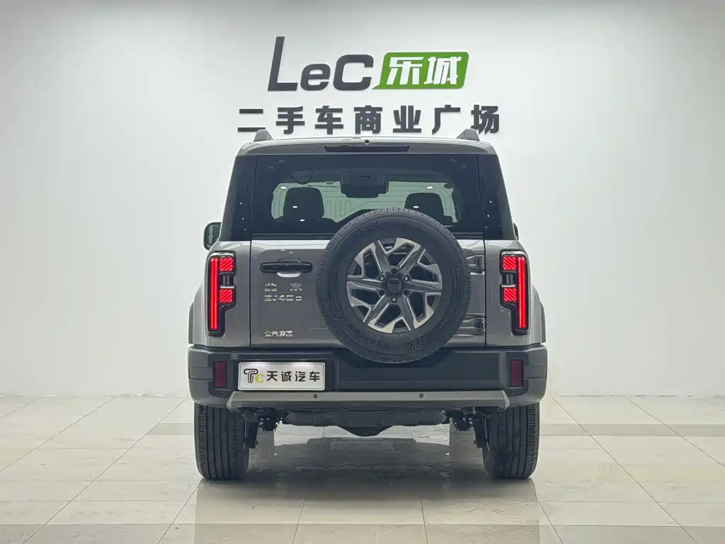Beijing Off-Road BJ40 2025 — фото 21