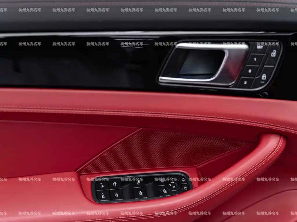 Porsche Panamera 2023 — фото 26
