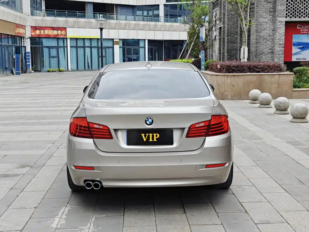 BMW 5 Series 2015 — фото 5