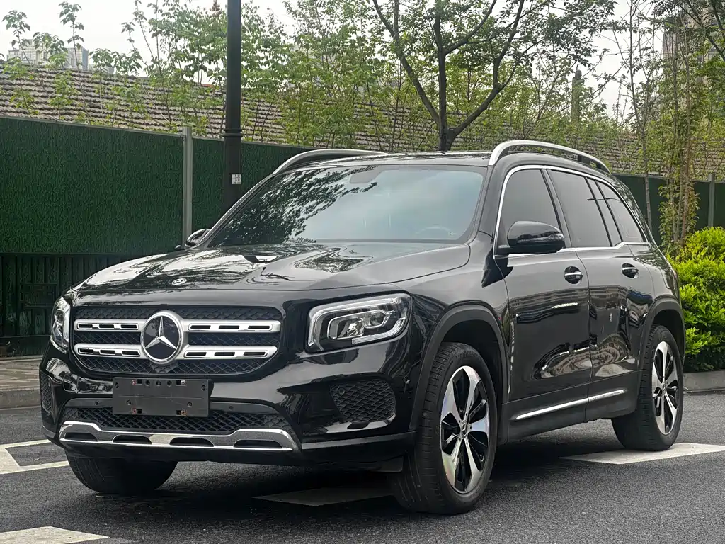 Mercedes-Benz GLB 2021 — фото 1