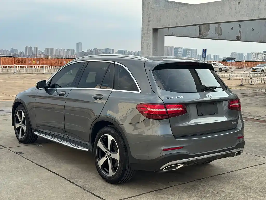 Mercedes-Benz GLC 2017 — фото 18