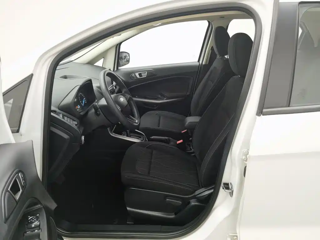 Ford EcoSport 2018 — фото 10