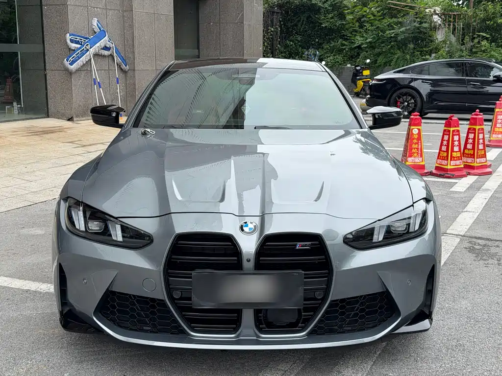 BMW M4 2025 — фото 2