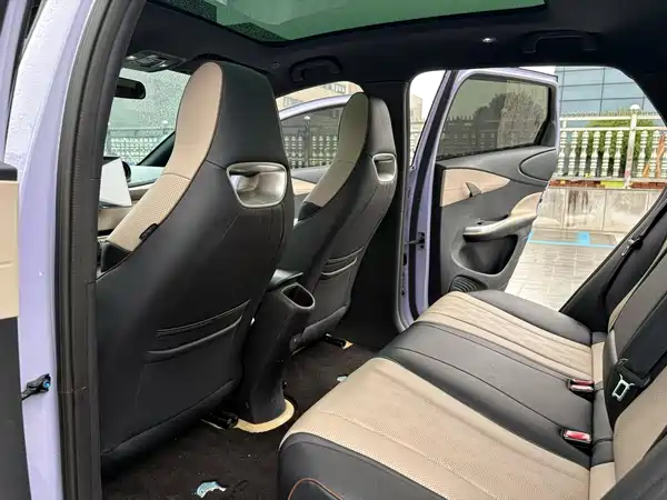 BYD Dolphin 2024