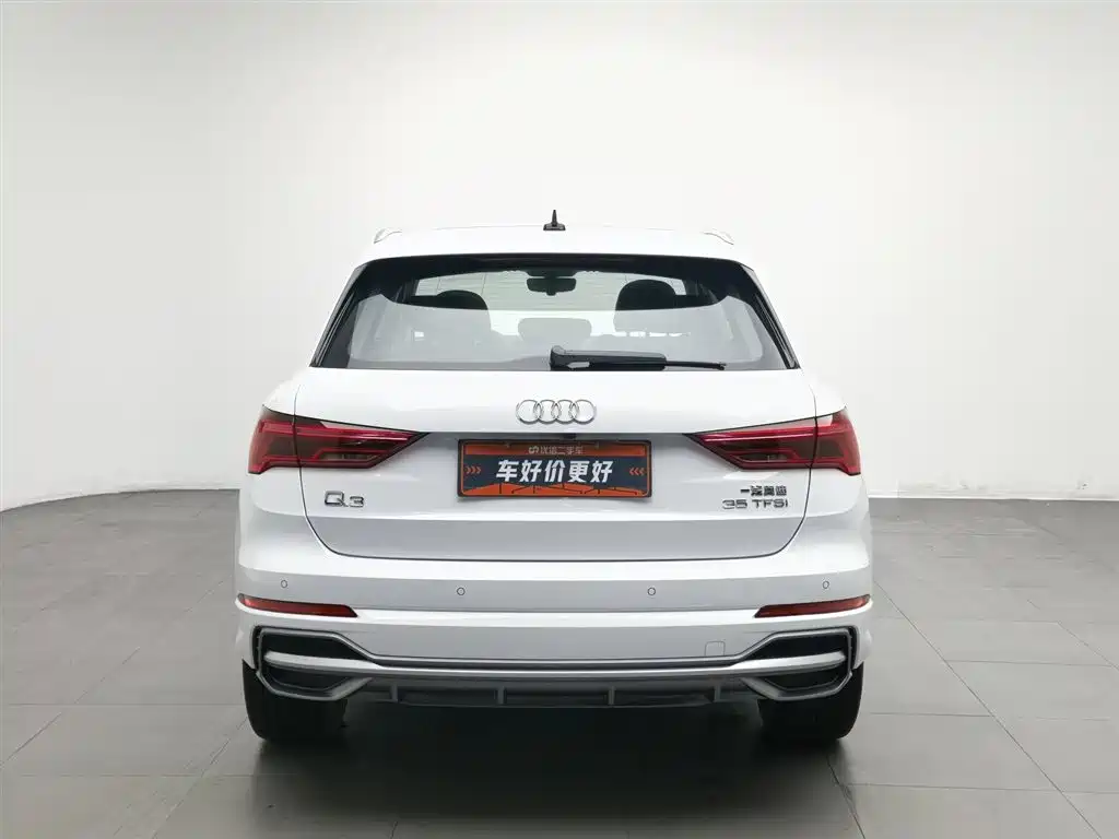 Audi Q3 2019 — фото 4