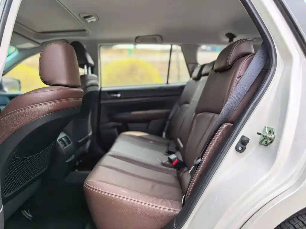 Subaru Outback 2014 — фото 8