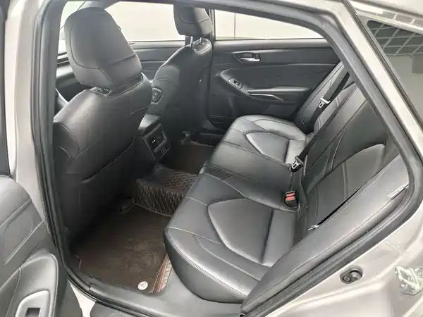 Toyota Avalon 2022
