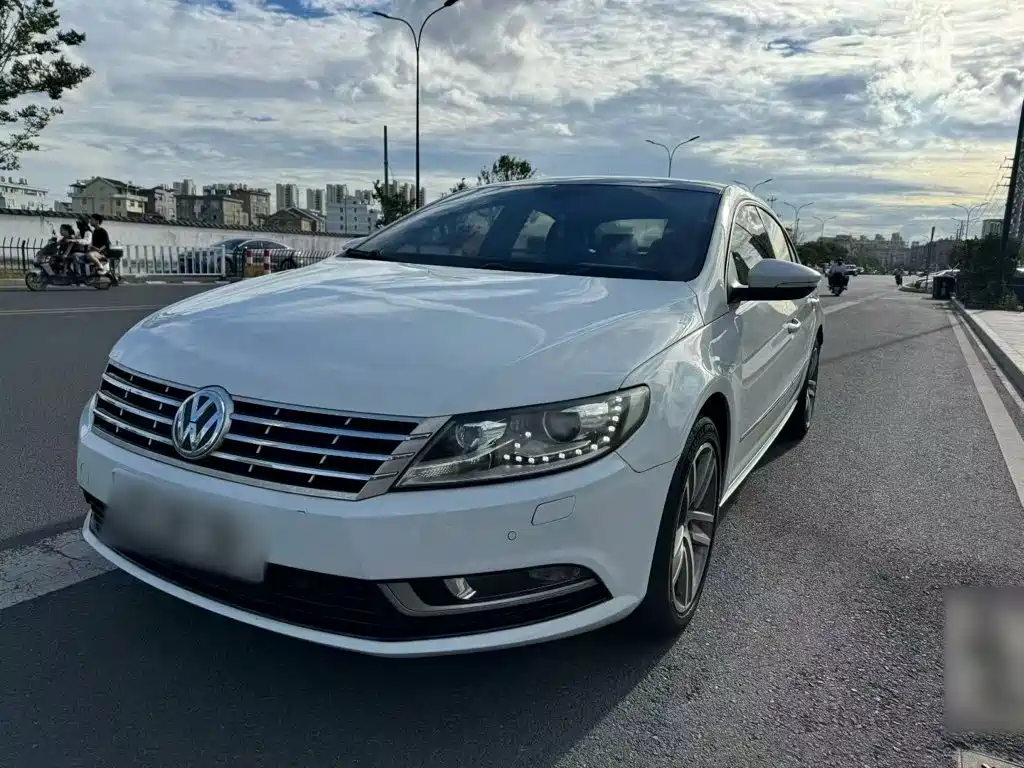 Volkswagen CC 2018 — фото 1