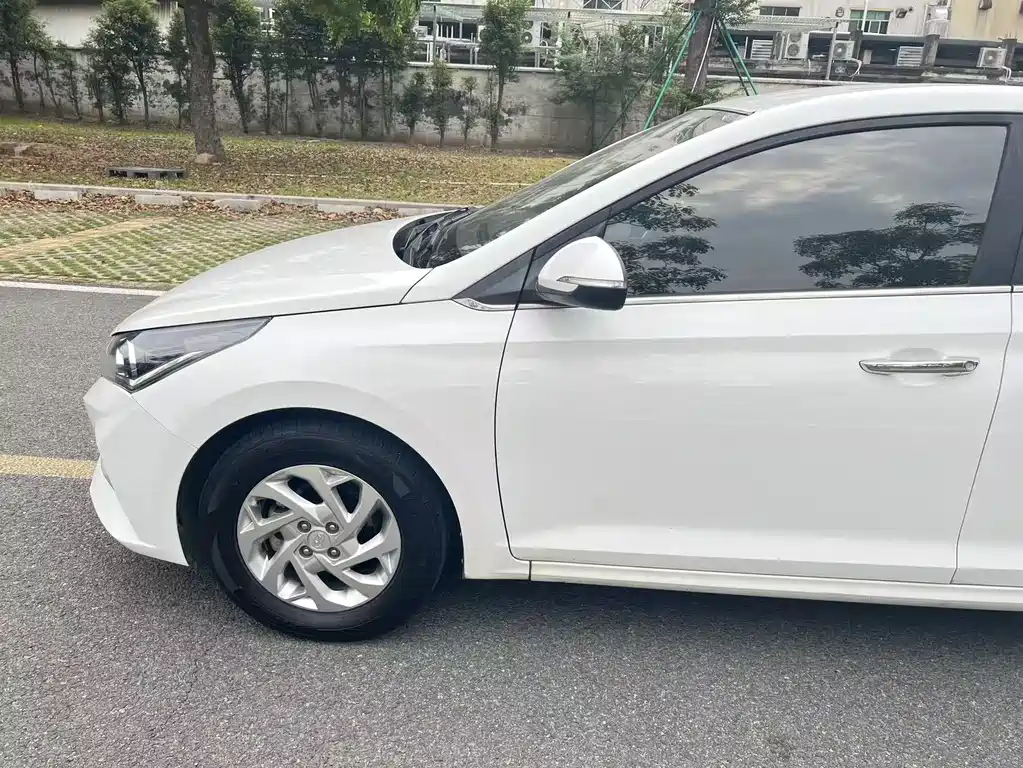 Hyundai Verna 2020 — фото 6