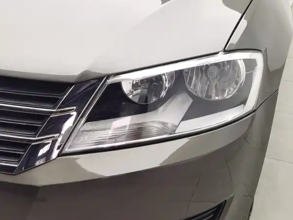Volkswagen Lavida 2015