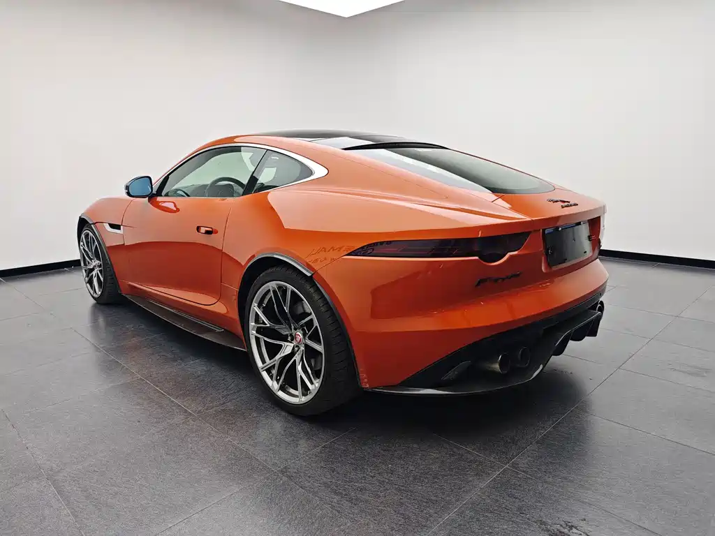 Jaguar F-TYPE 2015 — фото 15