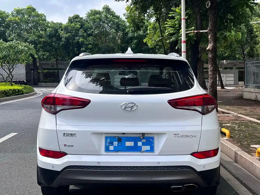 Hyundai Tucson 2016 — фото 10