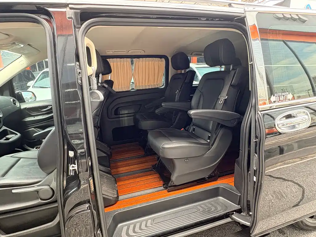 Mercedes-Benz Vito 2018 — фото 10