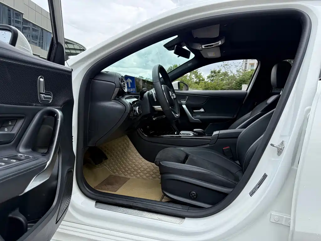 Mercedes-Benz A-Class 2021