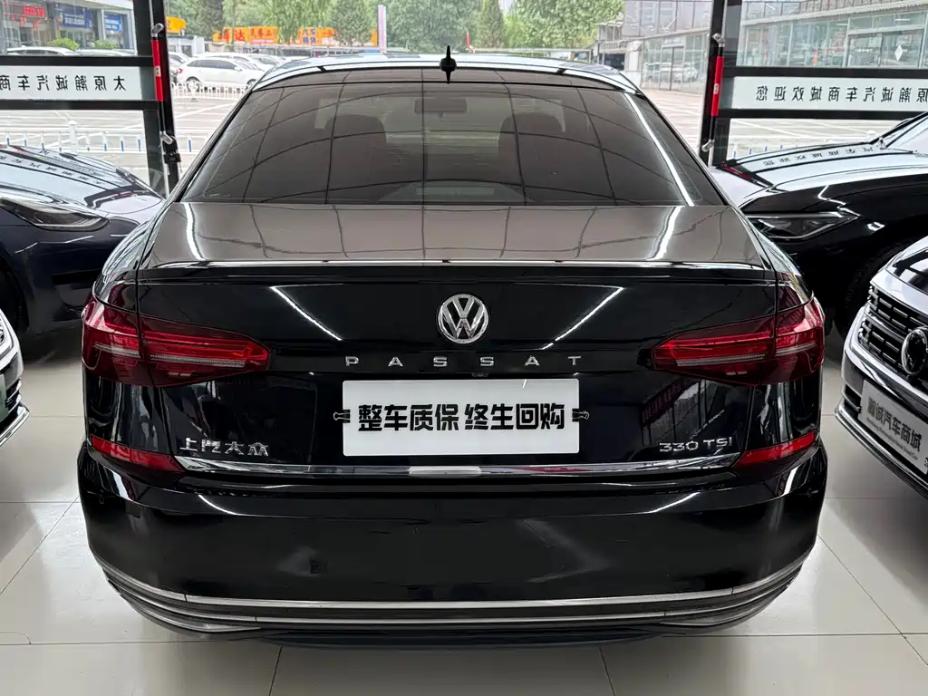 Volkswagen Passat 2019 — фото 15