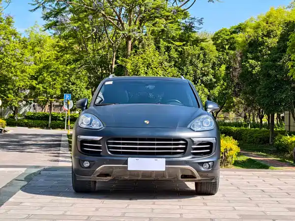 Porsche Cayenne 2015