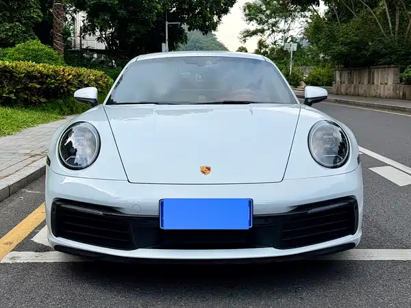 Porsche 911 2021