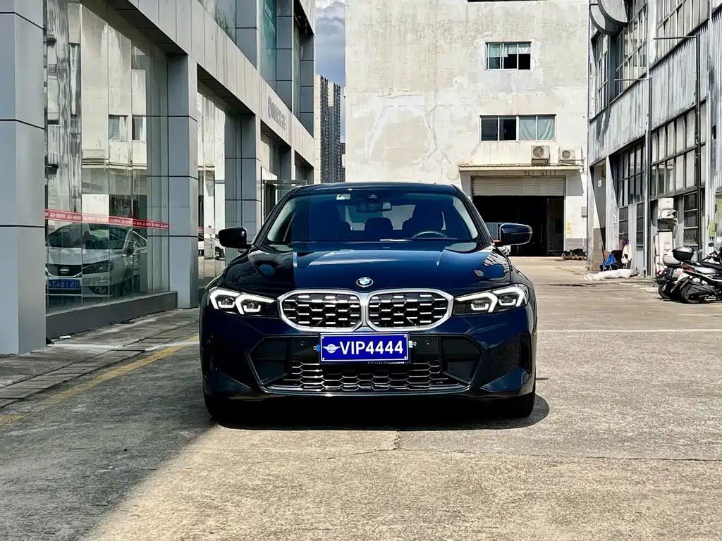 BMW 3 Series 2023