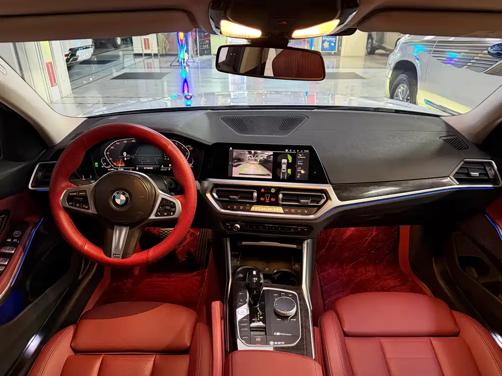 BMW 3 Series 2021 — фото 18