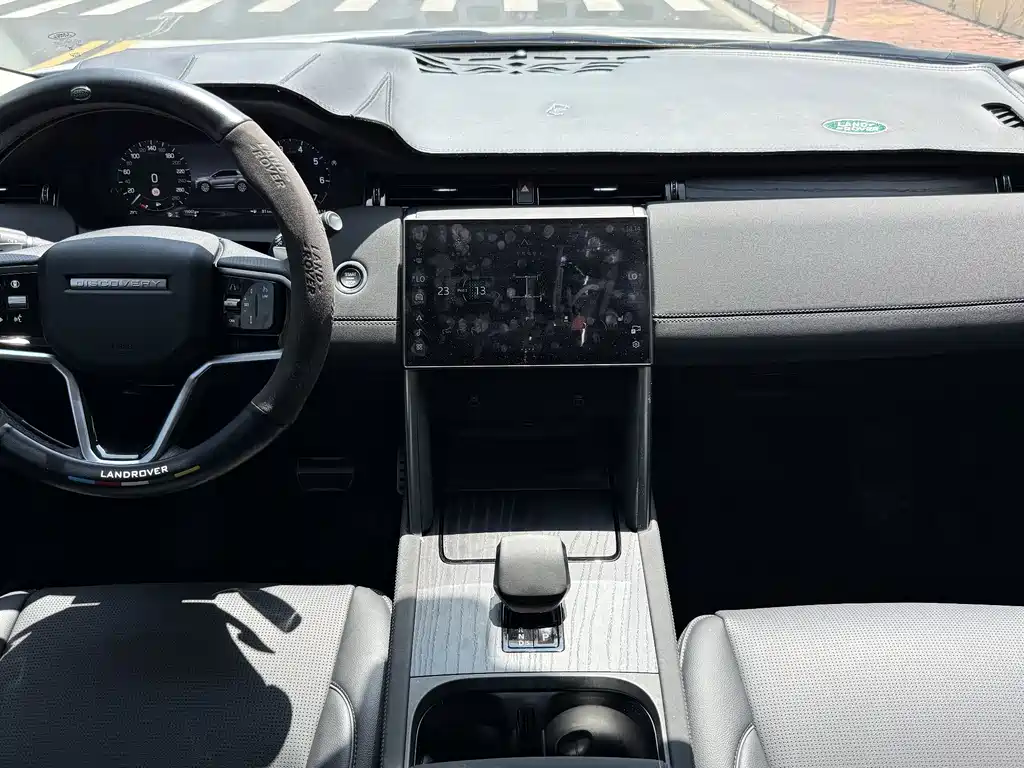 Land Rover Discovery Sport 2025 — фото 13