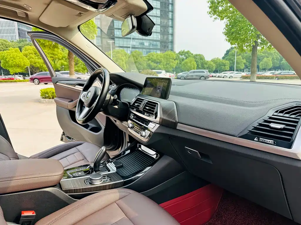 BMW X3 2020 — фото 16