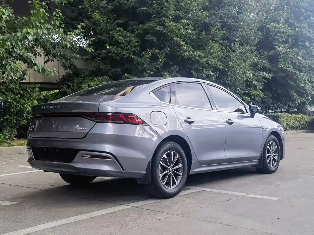 BYD Qin PLUS 2023 — фото 9