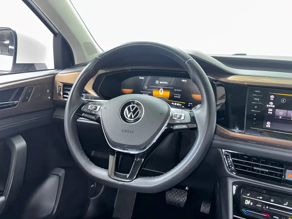Volkswagen Tharu 2022 — фото 13