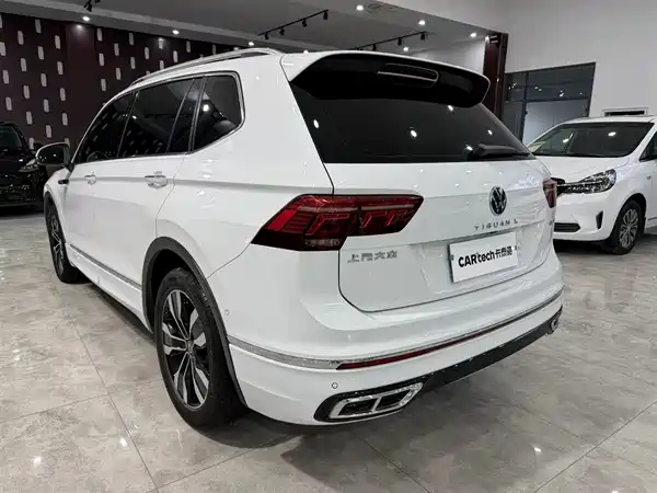 Volkswagen Tiguan L 2023