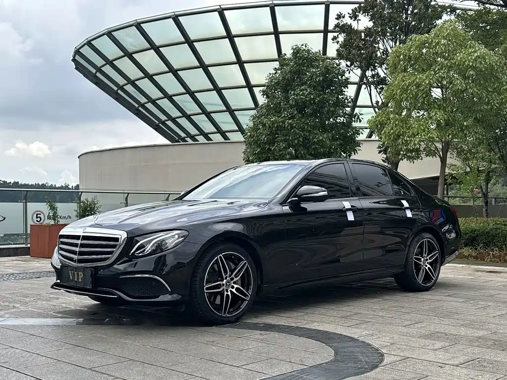 Mercedes-Benz E-Class 2018 — фото 1