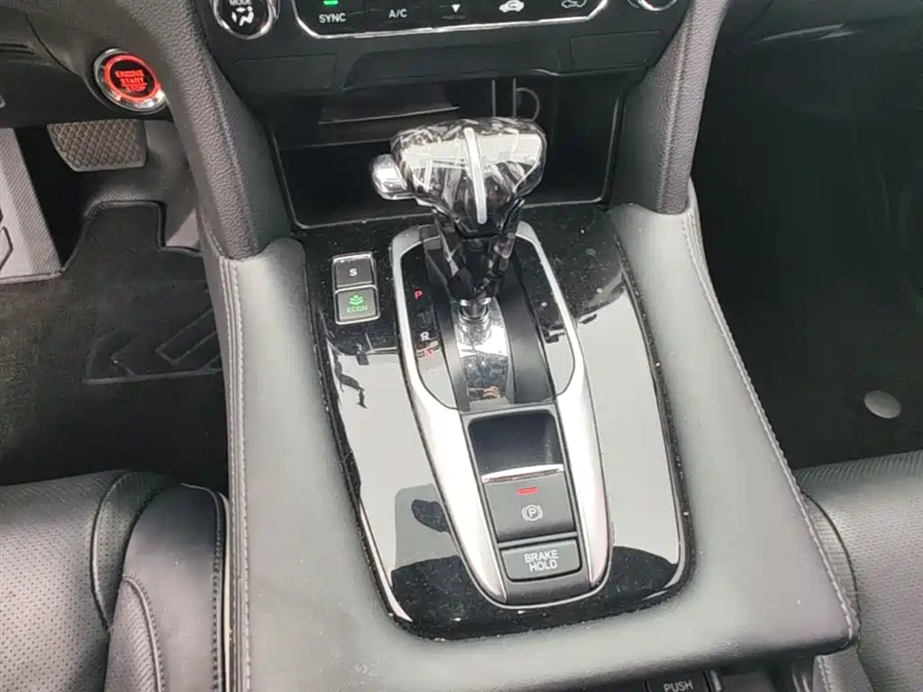 Honda UR-V 2018 — фото 14