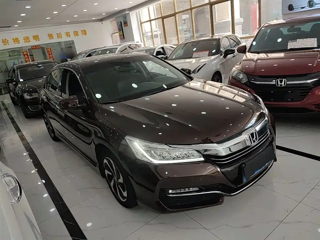 Honda Accord 2017 — фото 4