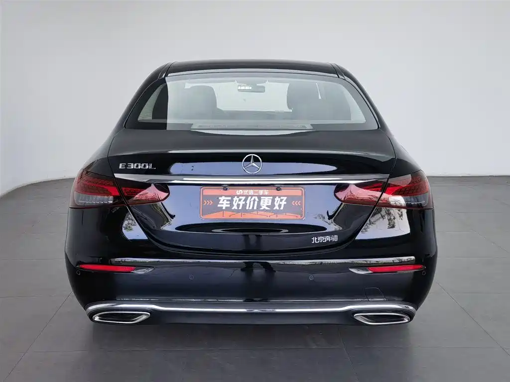 Mercedes-Benz E-Class 2023 — фото 4