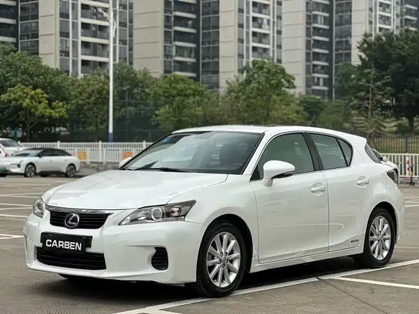 Lexus CT 2013