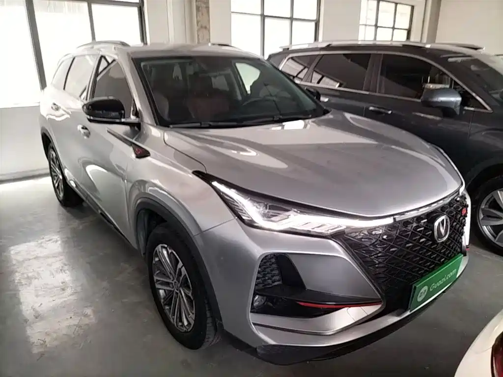 Changan CS75 PLUS 2021 — фото 3