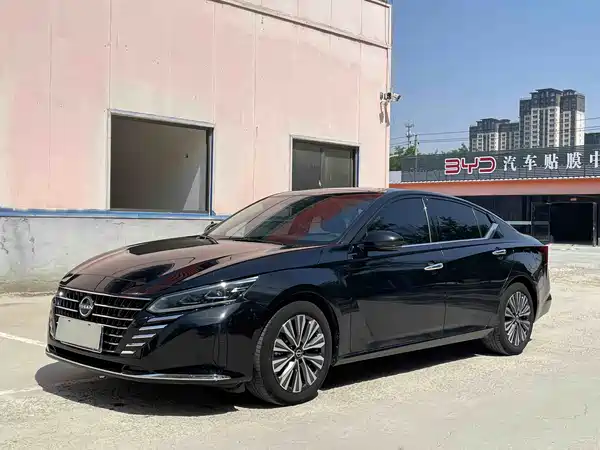 Nissan Teana 2022